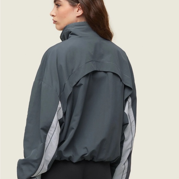 Gymshark Everywear Coaches Track Jacket - Picture 8 of 9